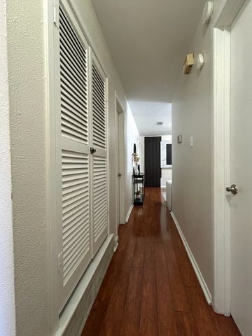 861 Russell Lane, Bedford, TX 76022