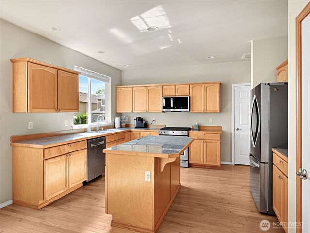 2623 145th Street SW, Lynnwood, WA 98087