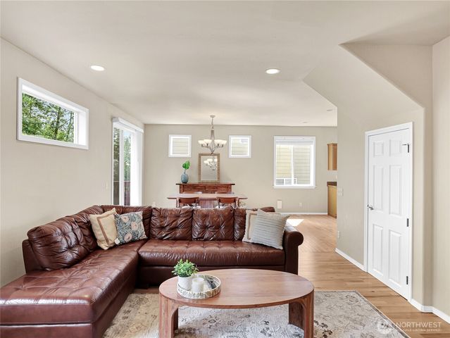 2623 145th Street SW, Lynnwood, WA 98087