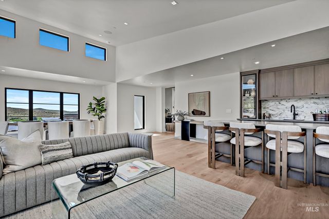 938 E Chardie Rd., Boise, ID 83702