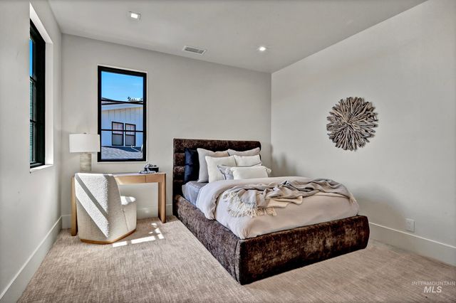 938 E Chardie Rd., Boise, ID 83702