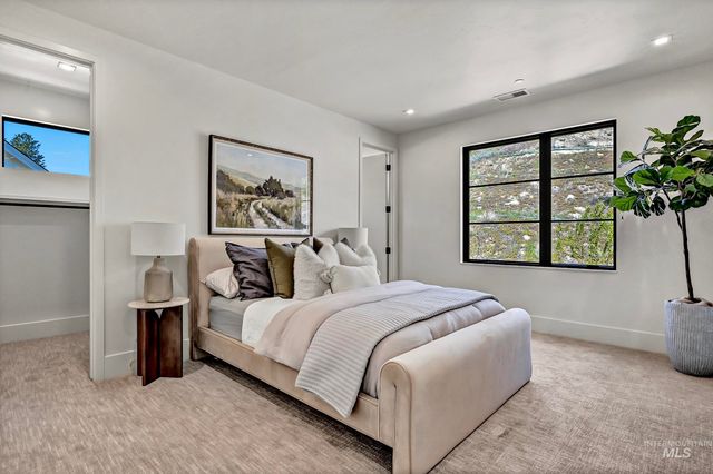 938 E Chardie Rd., Boise, ID 83702