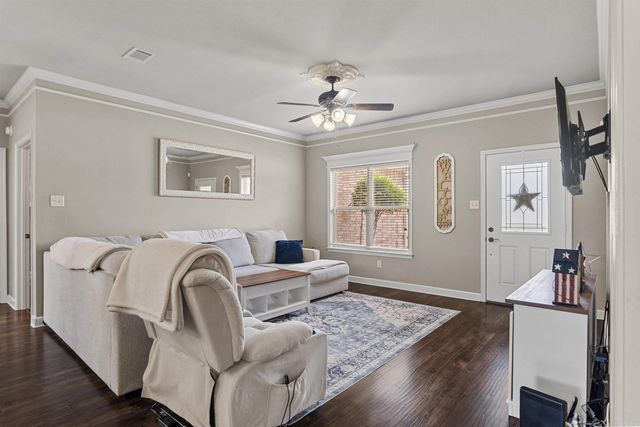 26 Huntington Drive, Austin, AR 72007