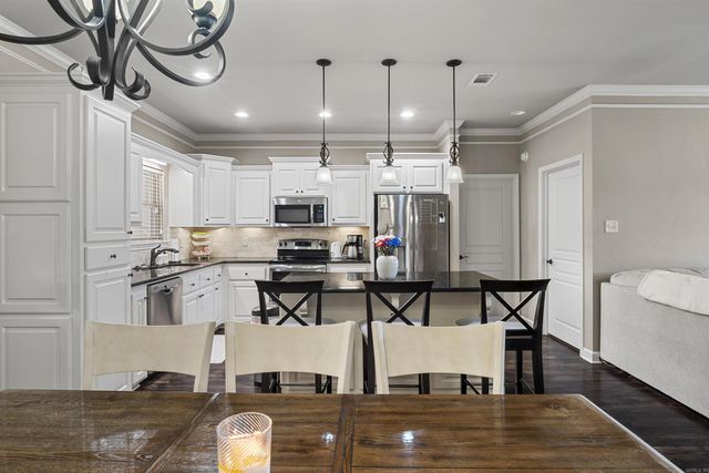 26 Huntington Drive, Austin, AR 72007