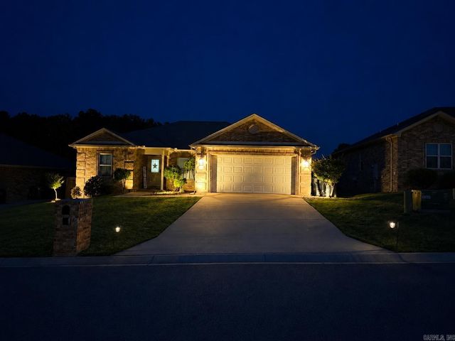 26 Huntington Drive, Austin, AR 72007