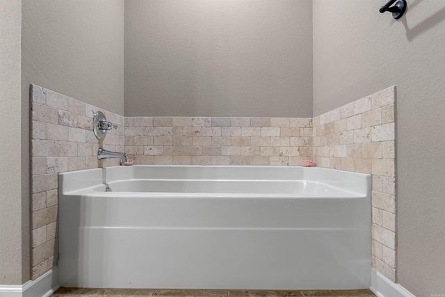 26 Huntington Drive, Austin, AR 72007