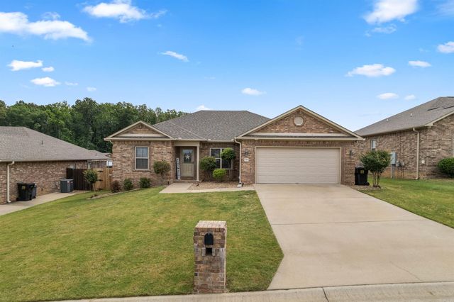 26 Huntington Drive, Austin, AR 72007