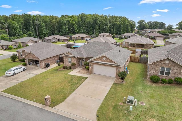 26 Huntington Drive, Austin, AR 72007