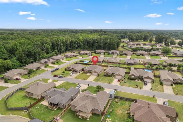 26 Huntington Drive, Austin, AR 72007