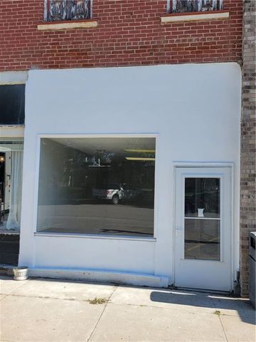 115 W Nodaway Street, Oregon, MO 64473