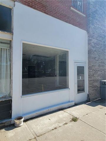 115 W Nodaway Street, Oregon, MO 64473