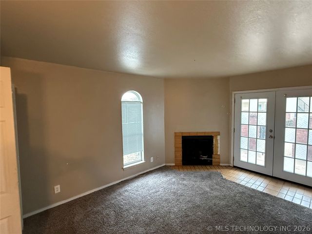 1802 E 66th Place F101, Tulsa, OK 74136