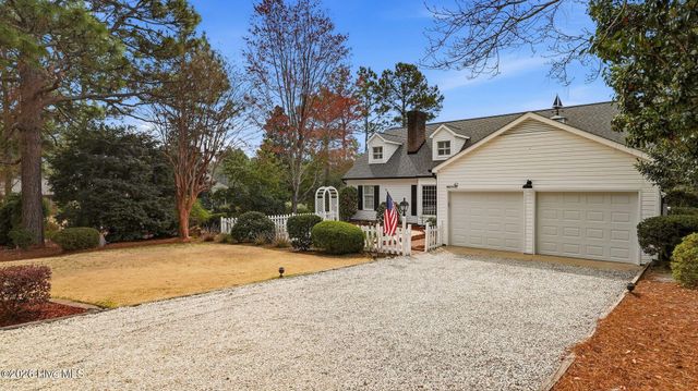 42 Pinebrook Drive, Pinehurst, NC 28374