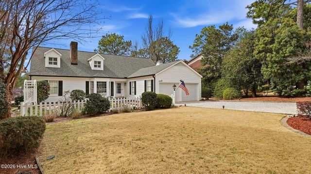 42 Pinebrook Drive, Pinehurst, NC 28374