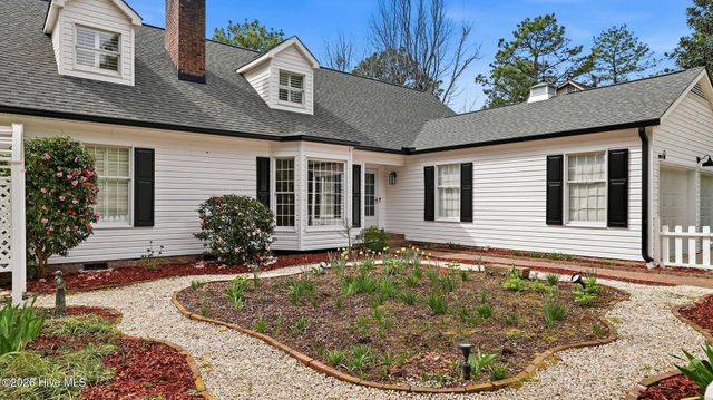 42 Pinebrook Drive, Pinehurst, NC 28374