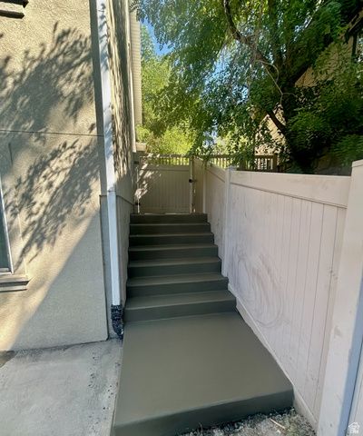 4447 W SILENT RAIN DR, South Jordan, UT 84009