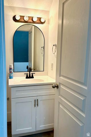 4447 W SILENT RAIN DR, South Jordan, UT 84009