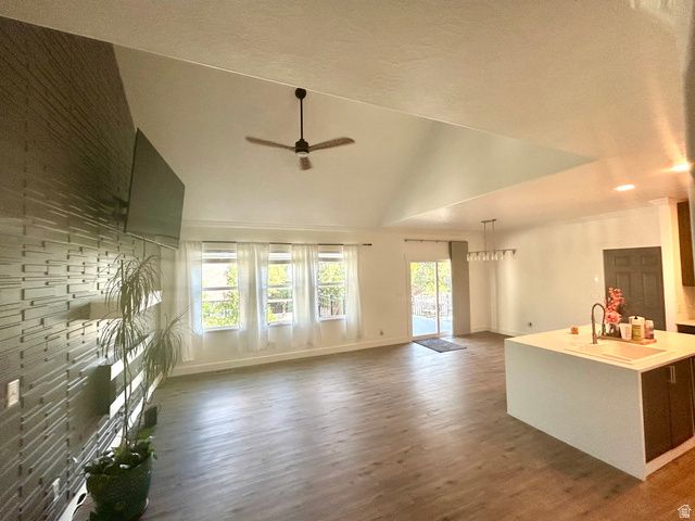 4447 W SILENT RAIN DR, South Jordan, UT 84009