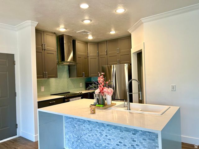 4447 W SILENT RAIN DR, South Jordan, UT 84009
