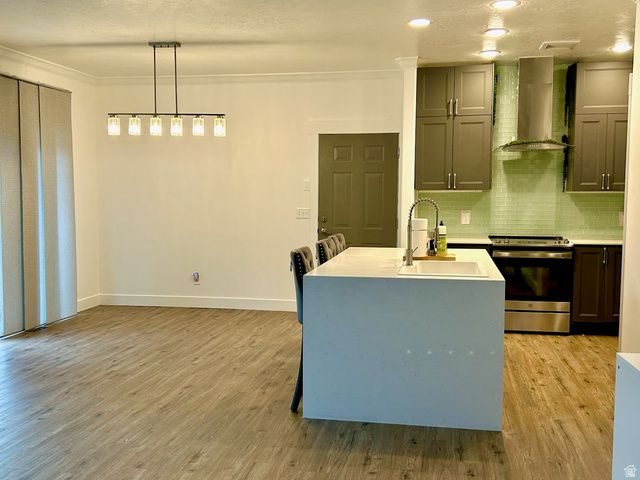 4447 W SILENT RAIN DR, South Jordan, UT 84009