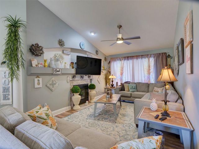 1437 BENT OAKS BOULEVARD, Deland, FL 32724