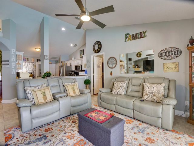 1437 BENT OAKS BOULEVARD, Deland, FL 32724