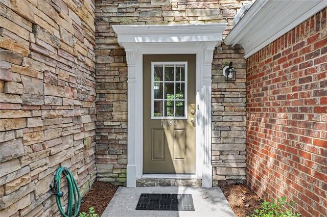1490 Bellsmith Drive, Roswell, GA 30076