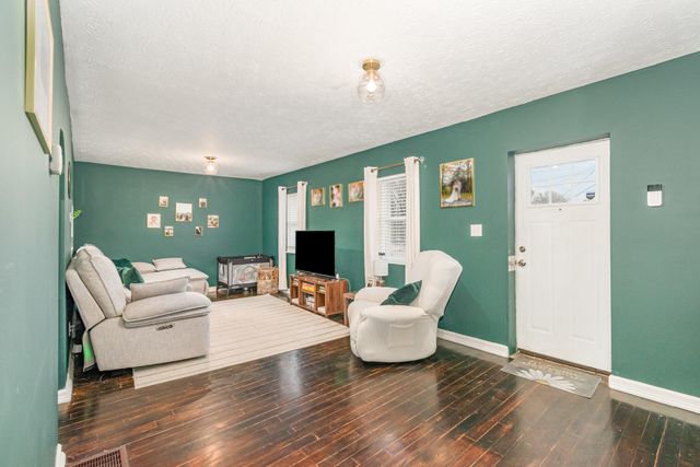 101 Lexington Avenue, Florence, KY 41042