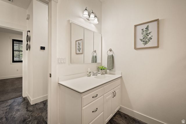 339 W SANDSTONE CIR, St. George, UT 84790