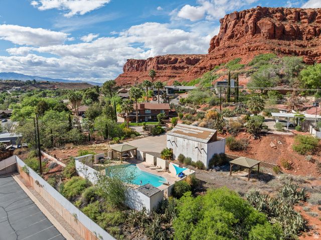 339 W SANDSTONE CIR, St. George, UT 84790