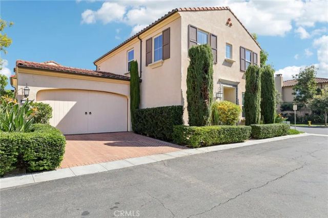 37 Donovan, Irvine, CA 92620