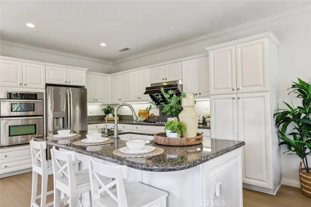 37 Donovan, Irvine, CA 92620