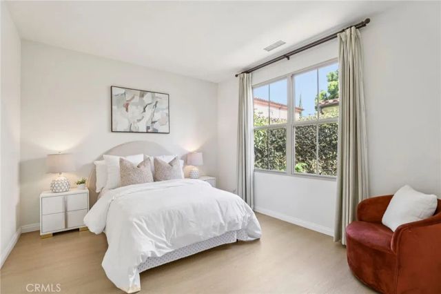 37 Donovan, Irvine, CA 92620