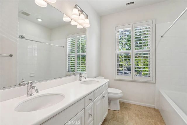 37 Donovan, Irvine, CA 92620