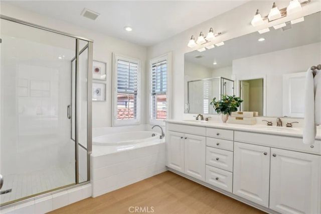 37 Donovan, Irvine, CA 92620