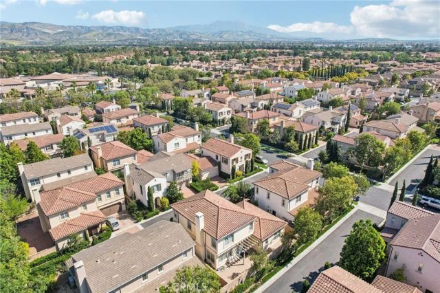 37 Donovan, Irvine, CA 92620