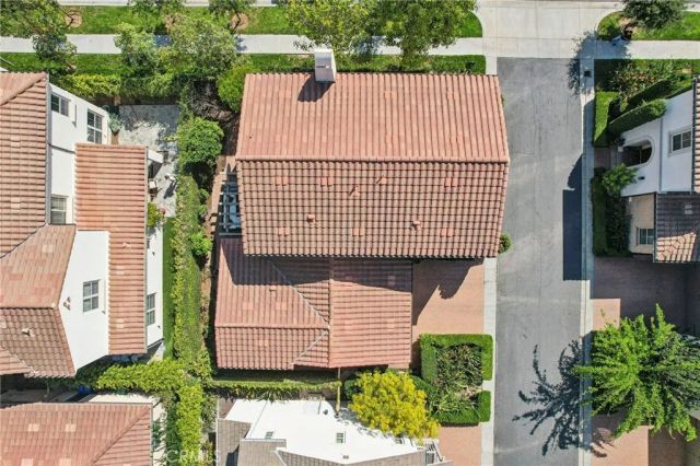 37 Donovan, Irvine, CA 92620