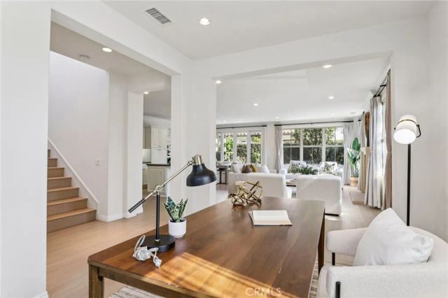 37 Donovan, Irvine, CA 92620