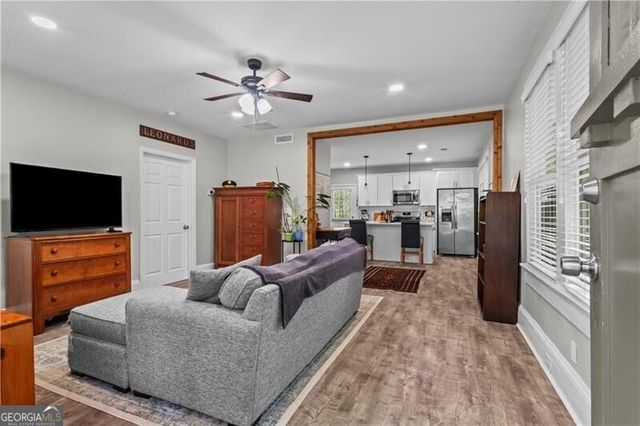 285 Henry Street SE, Marietta, GA 30060
