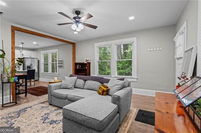 285 Henry Street SE, Marietta, GA 30060