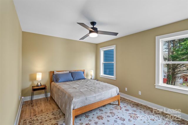 5 Elmore Street, Asheville, NC 28804