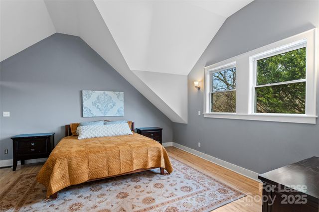 5 Elmore Street, Asheville, NC 28804