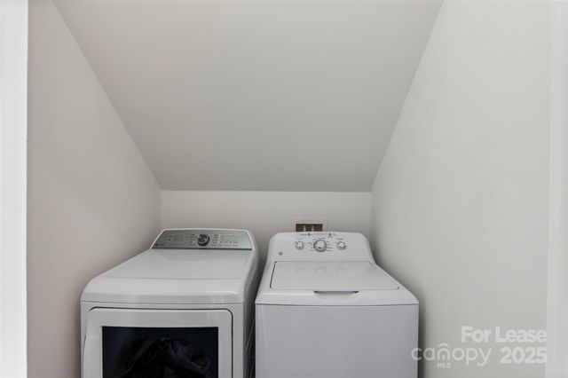 5 Elmore Street, Asheville, NC 28804