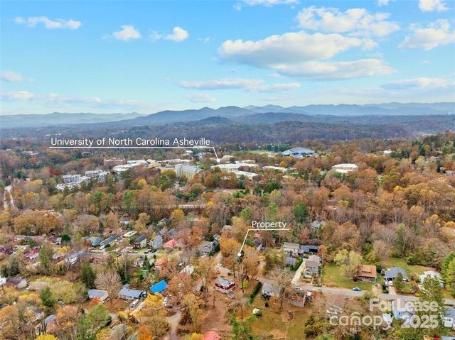 5 Elmore Street, Asheville, NC 28804