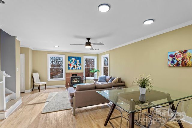 5 Elmore Street, Asheville, NC 28804