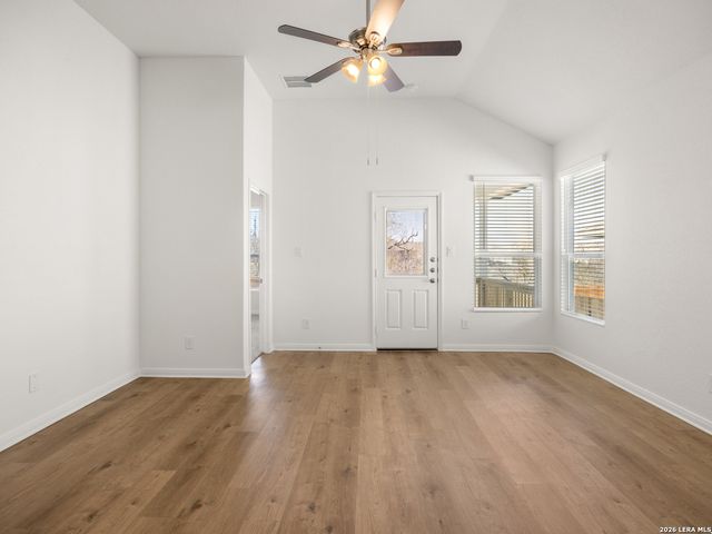 5415 Devils Gate Unit 1, Converse, TX 78109