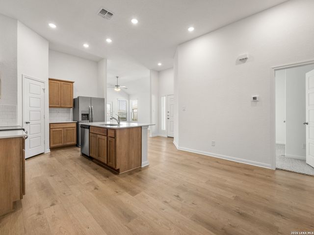 5415 Devils Gate Unit 1, Converse, TX 78109