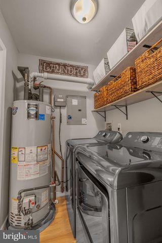 146 PINE AVE, West Berlin, NJ 08091