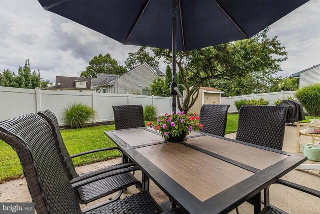 146 PINE AVE, West Berlin, NJ 08091