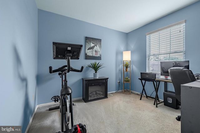 146 PINE AVE, West Berlin, NJ 08091